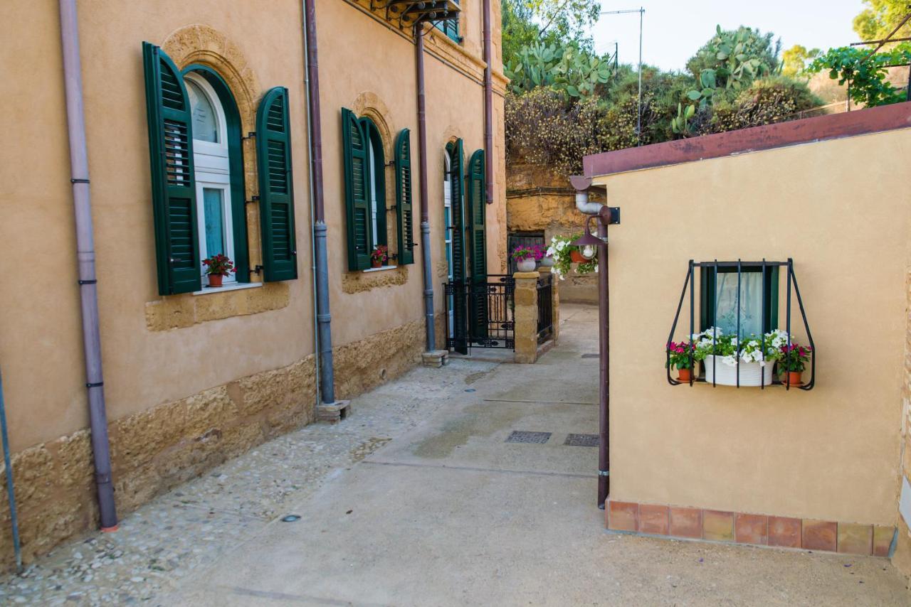 A casa di Mammì nella Valle dei templi Agrigento Esterno foto