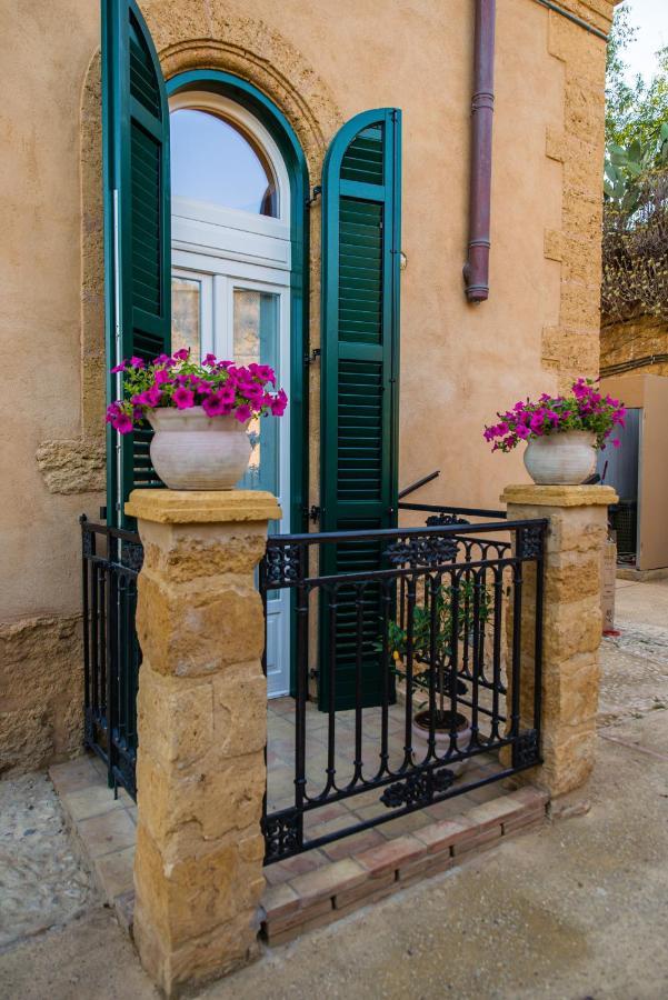 A casa di Mammì nella Valle dei templi Agrigento Esterno foto