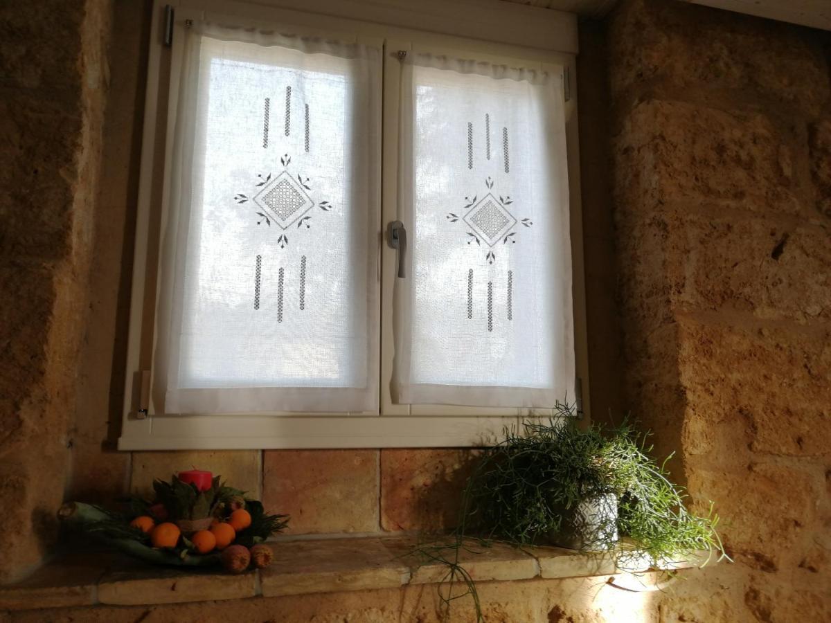 A casa di Mammì nella Valle dei templi Agrigento Esterno foto